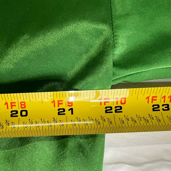 Victoria’s Secret kelly green silky S pajama top sleep casual long sleeve button - Picture 8 of 9